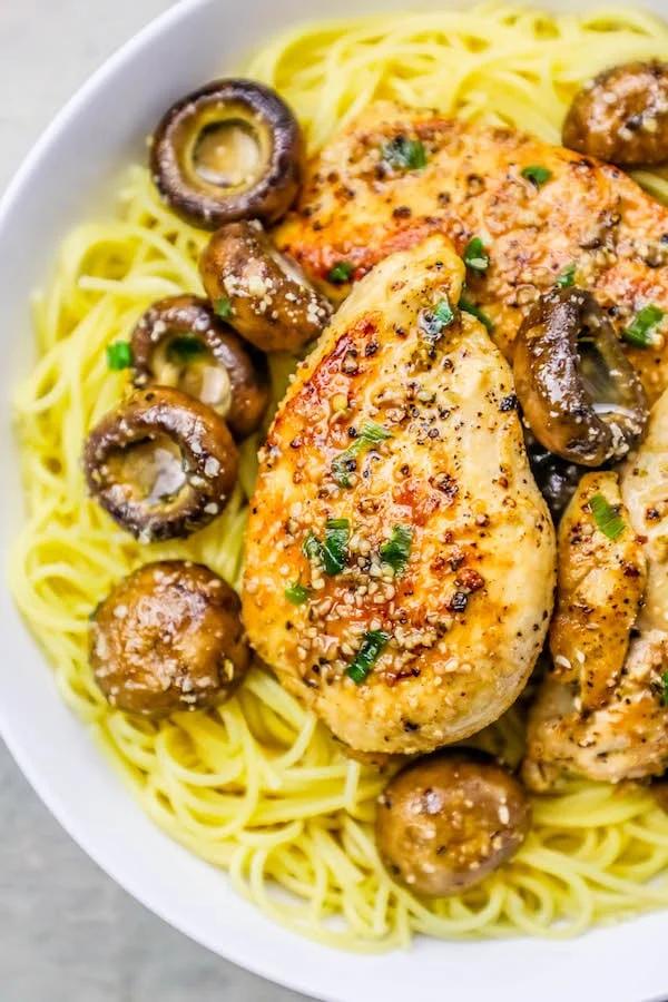 20 Minute Garlic Butter Chicken and Mushroom Pasta