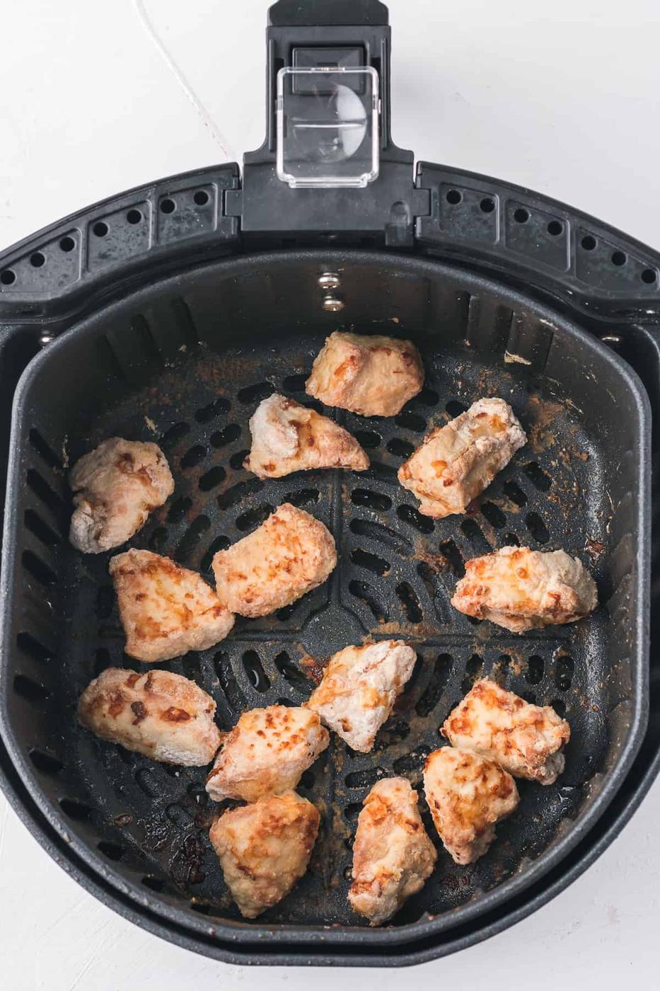 Crispy fried chicken made effortlessly in an air fryer.