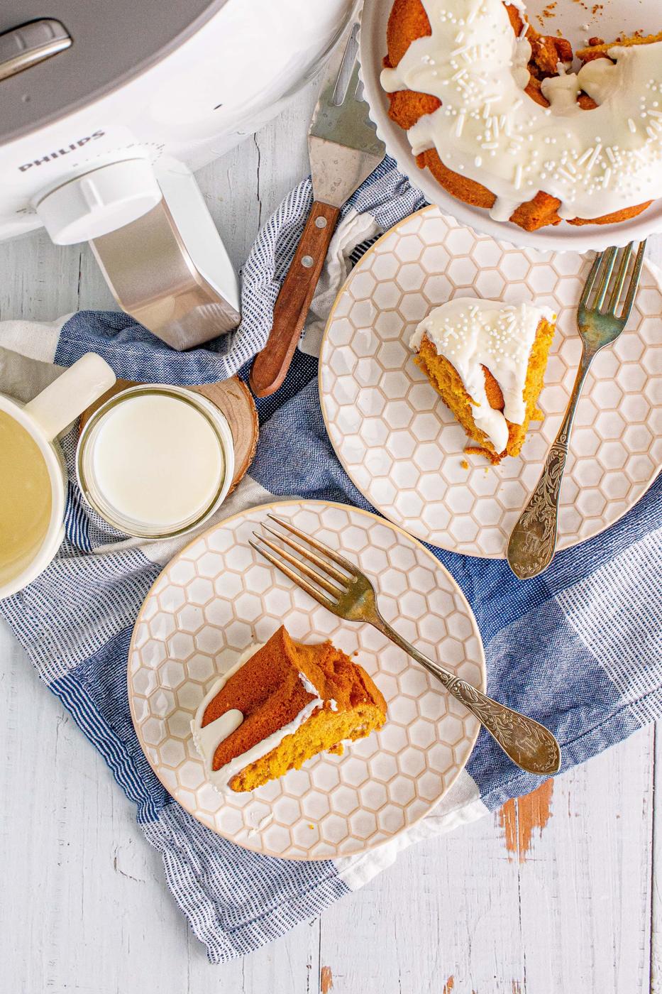 picture of air fryer pumpkin bundt cake on a white plate