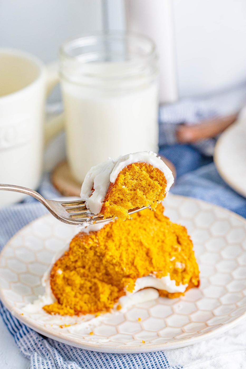 picture of air fryer pumpkin bundt cake on a white plate