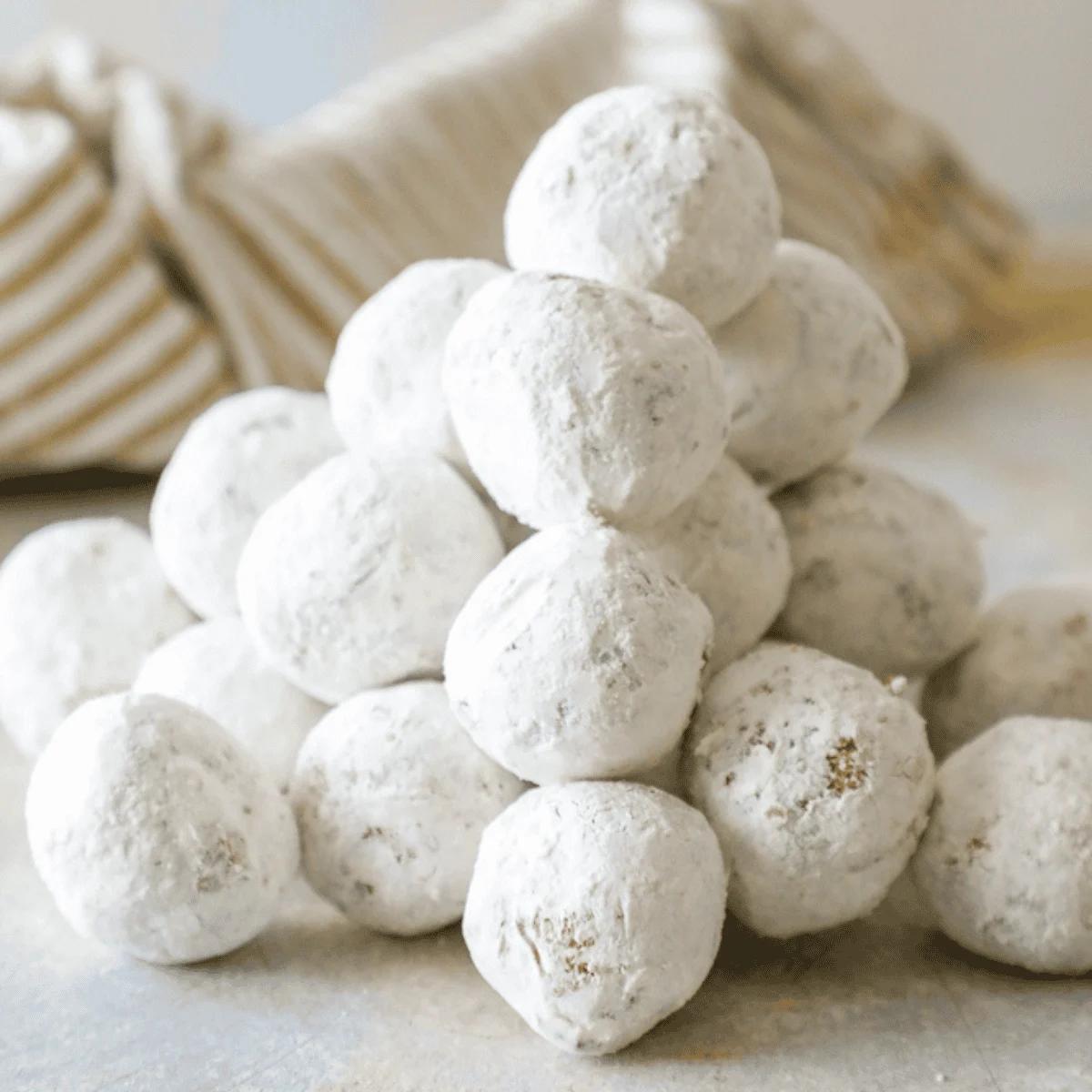 Best Easy Powdered Sugar Donut Holes