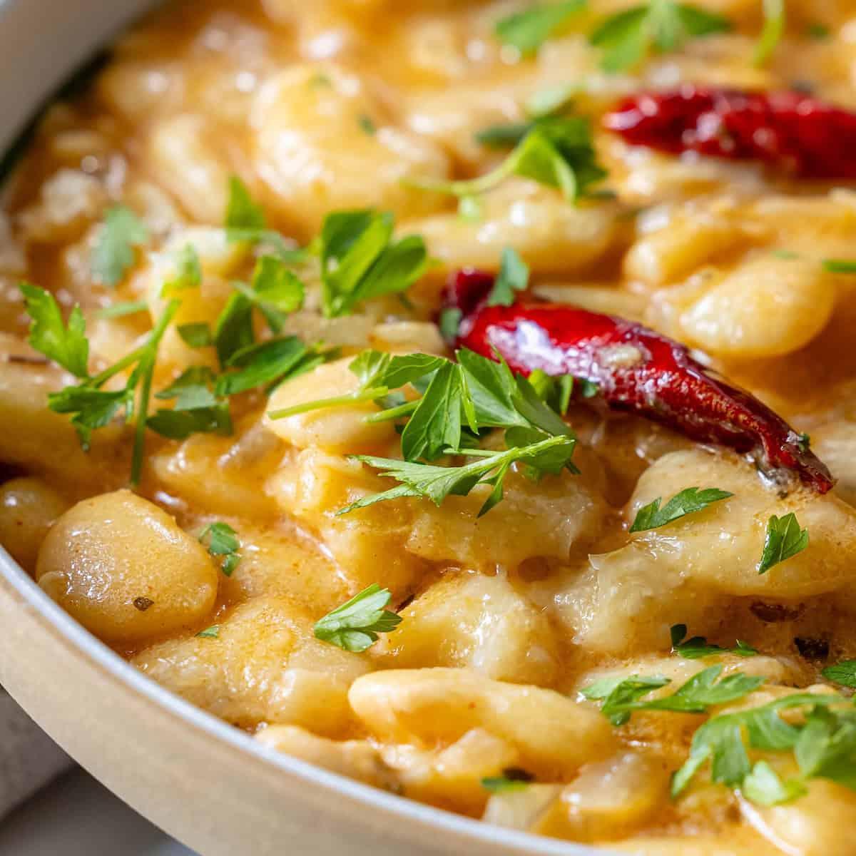 Creamy Garlic Butter Beans