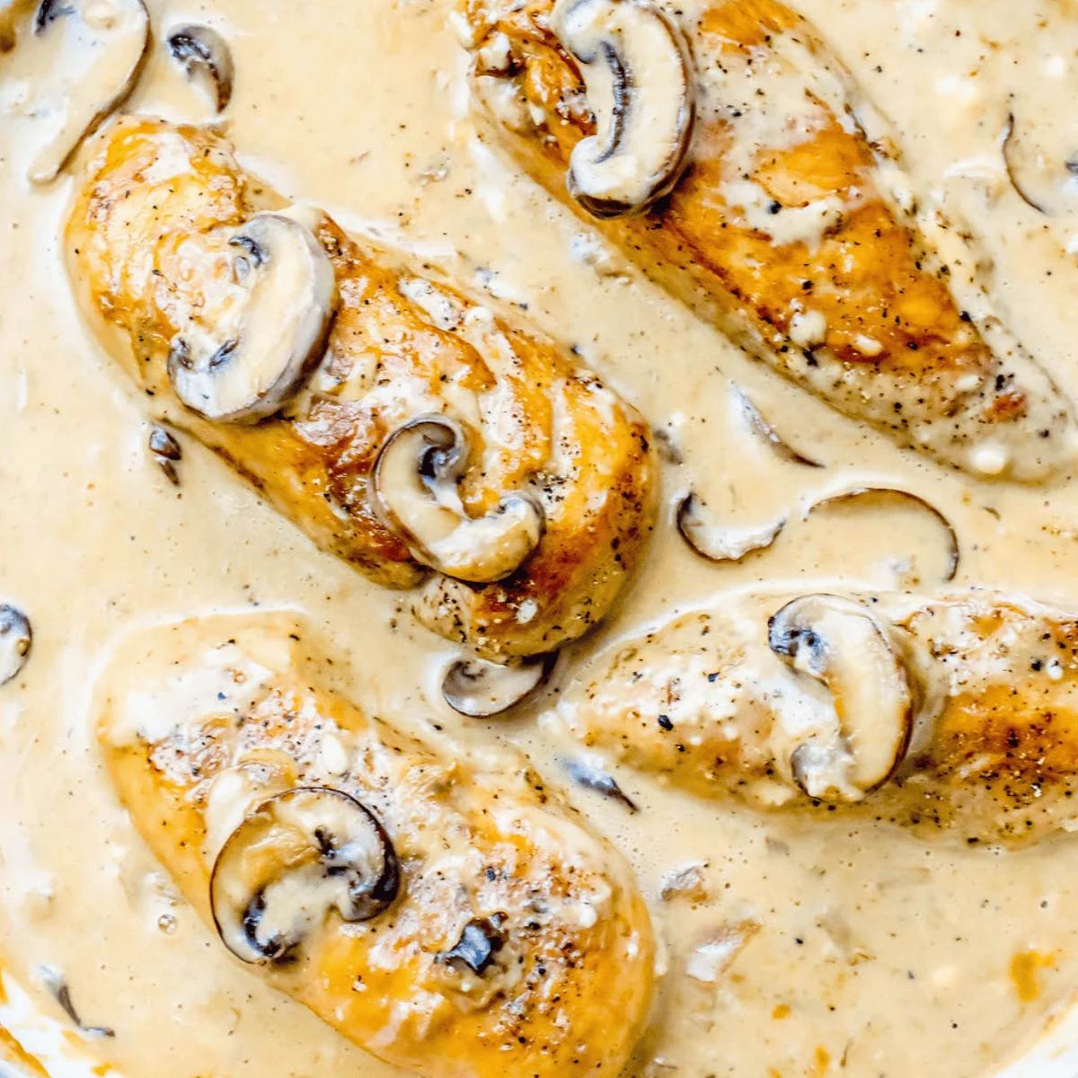 Creamy One Pot Chicken Stroganoff