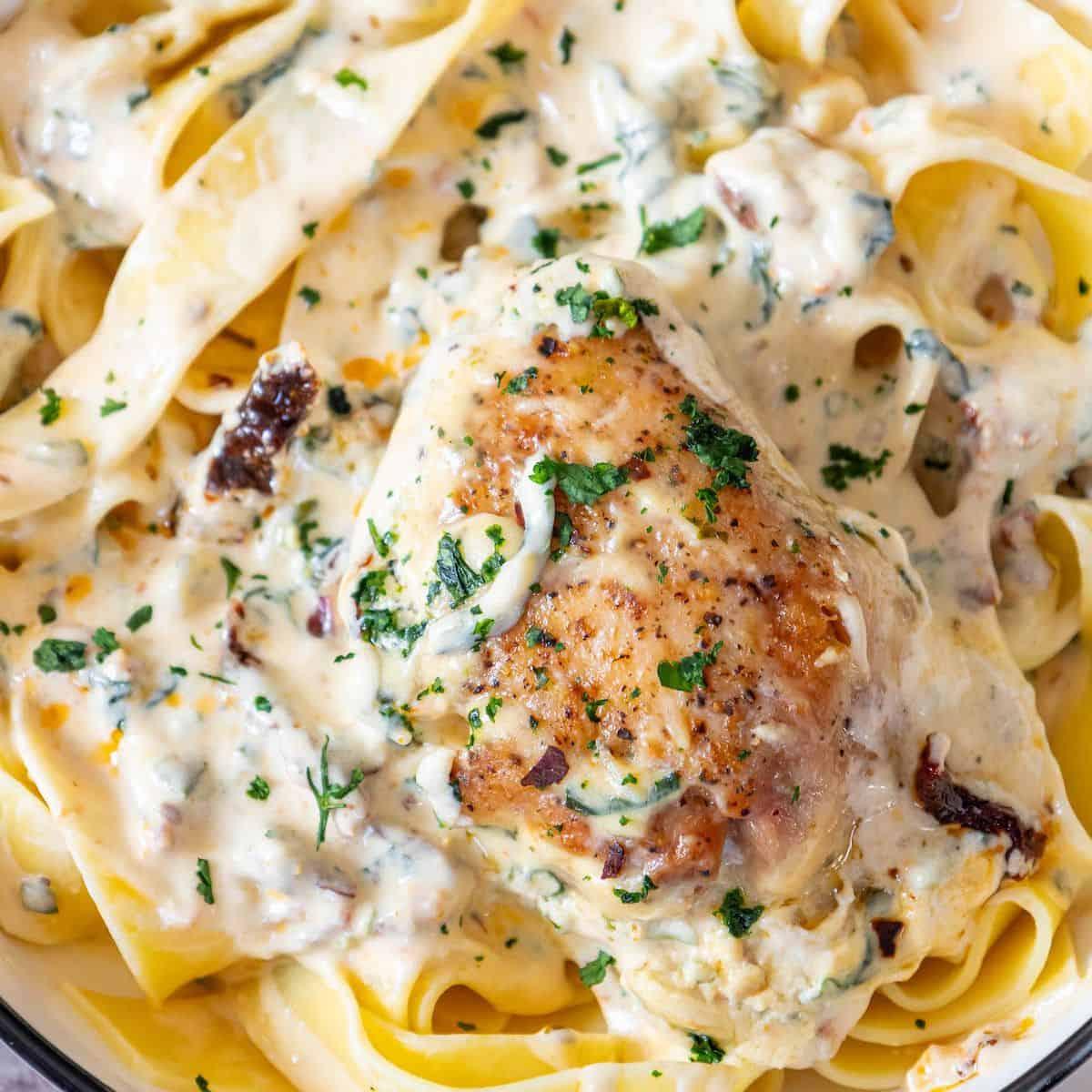 Creamy Tuscan Chicken Alfredo