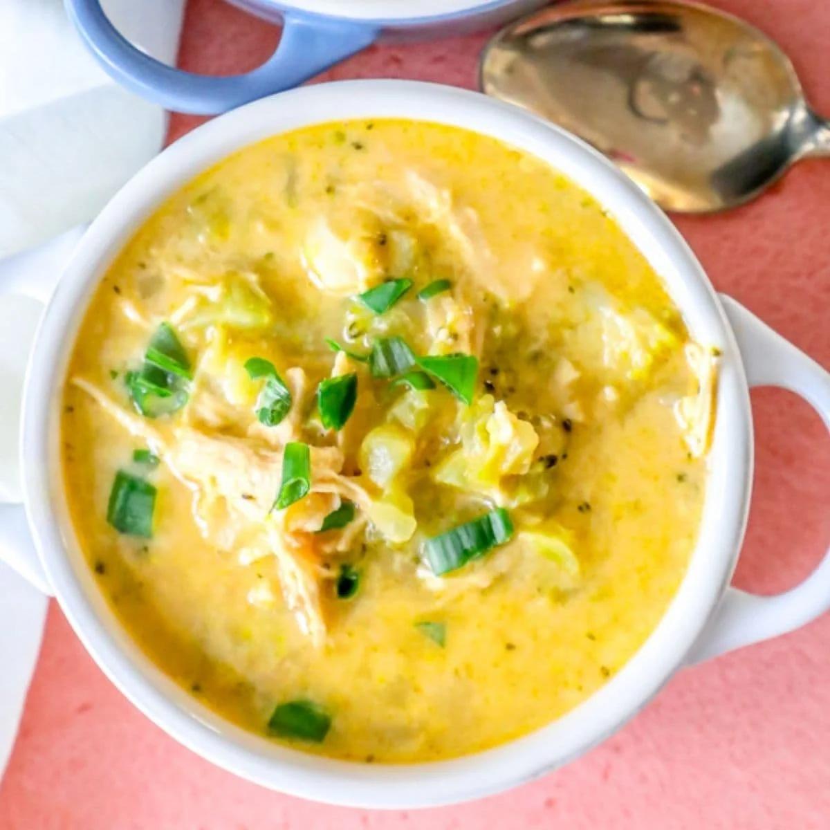 Easy Cheesy Chicken Broccoli Soup