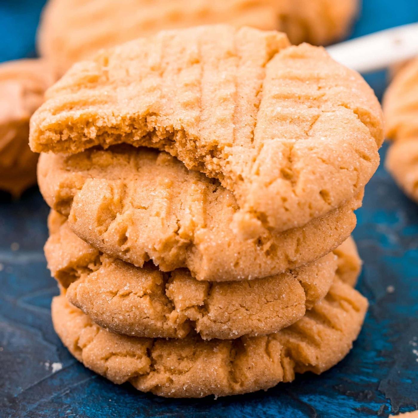Easy Chewy Peanut Butter Cookies Recipe