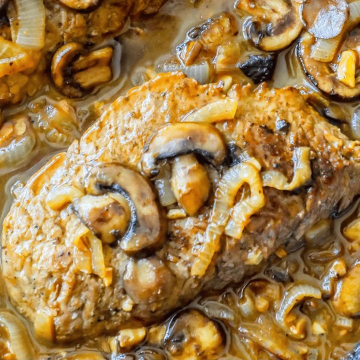 Easy Cube Steak in Gravy Recipe