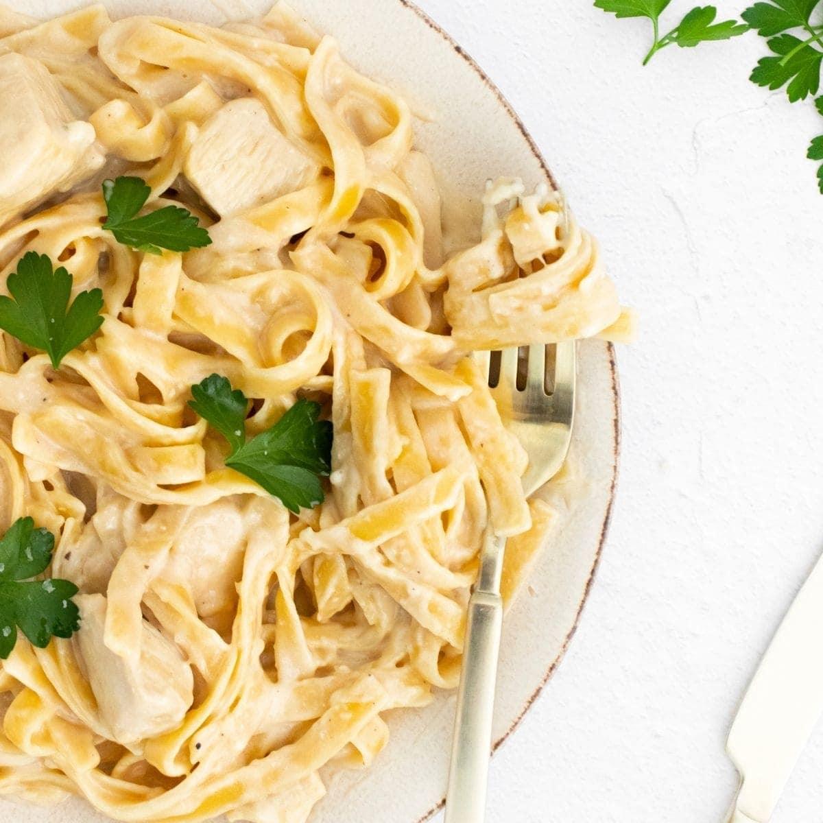 Instant Pot Chicken Alfredo Recipe
