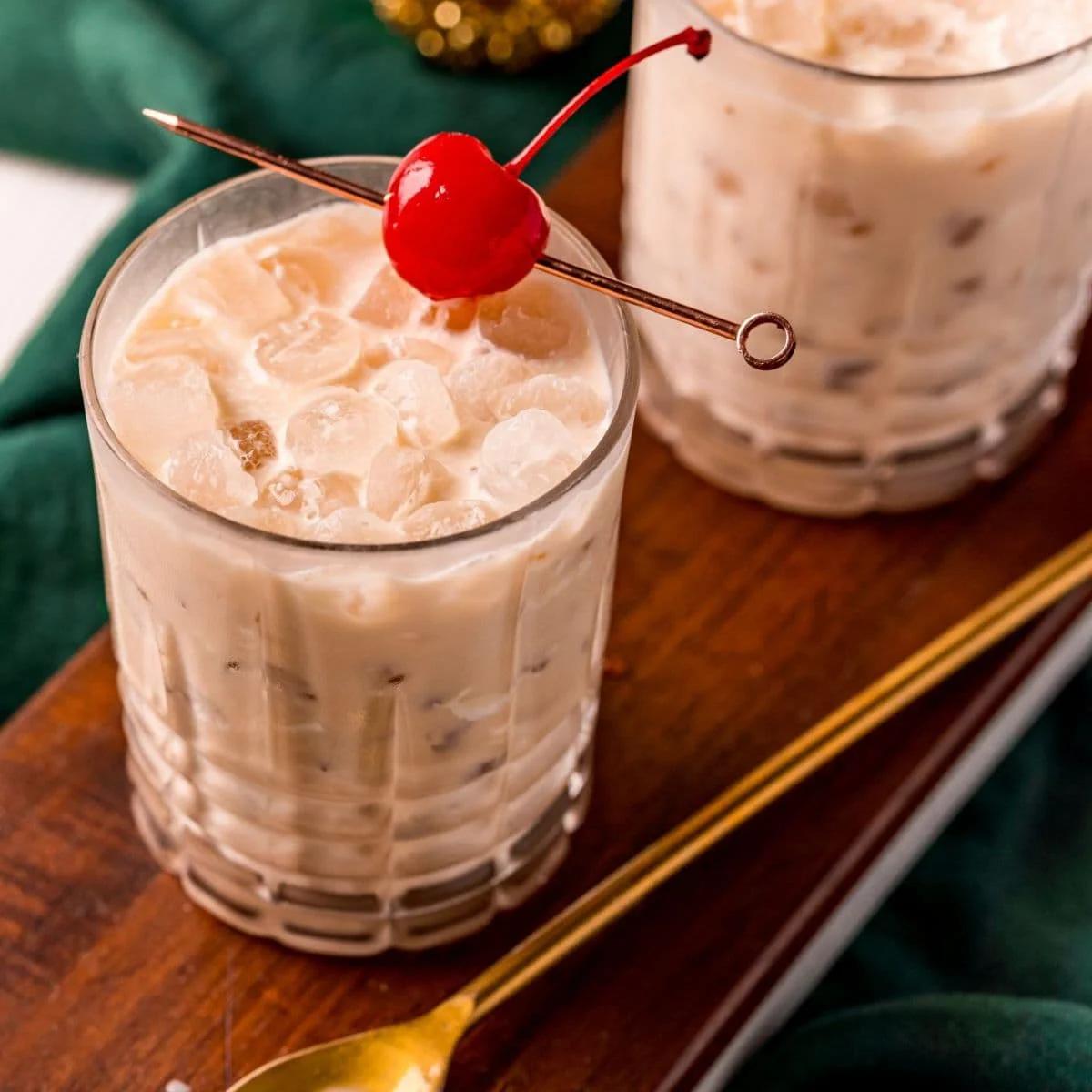 Irish Cream White Russian Cocktail Recipe