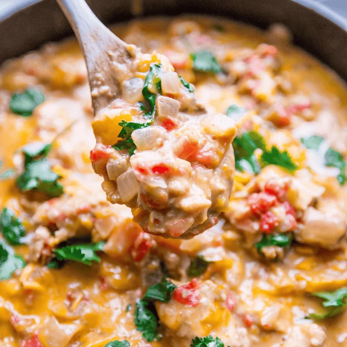 One Pot Cheesy Chicken and Green Chile Skillet