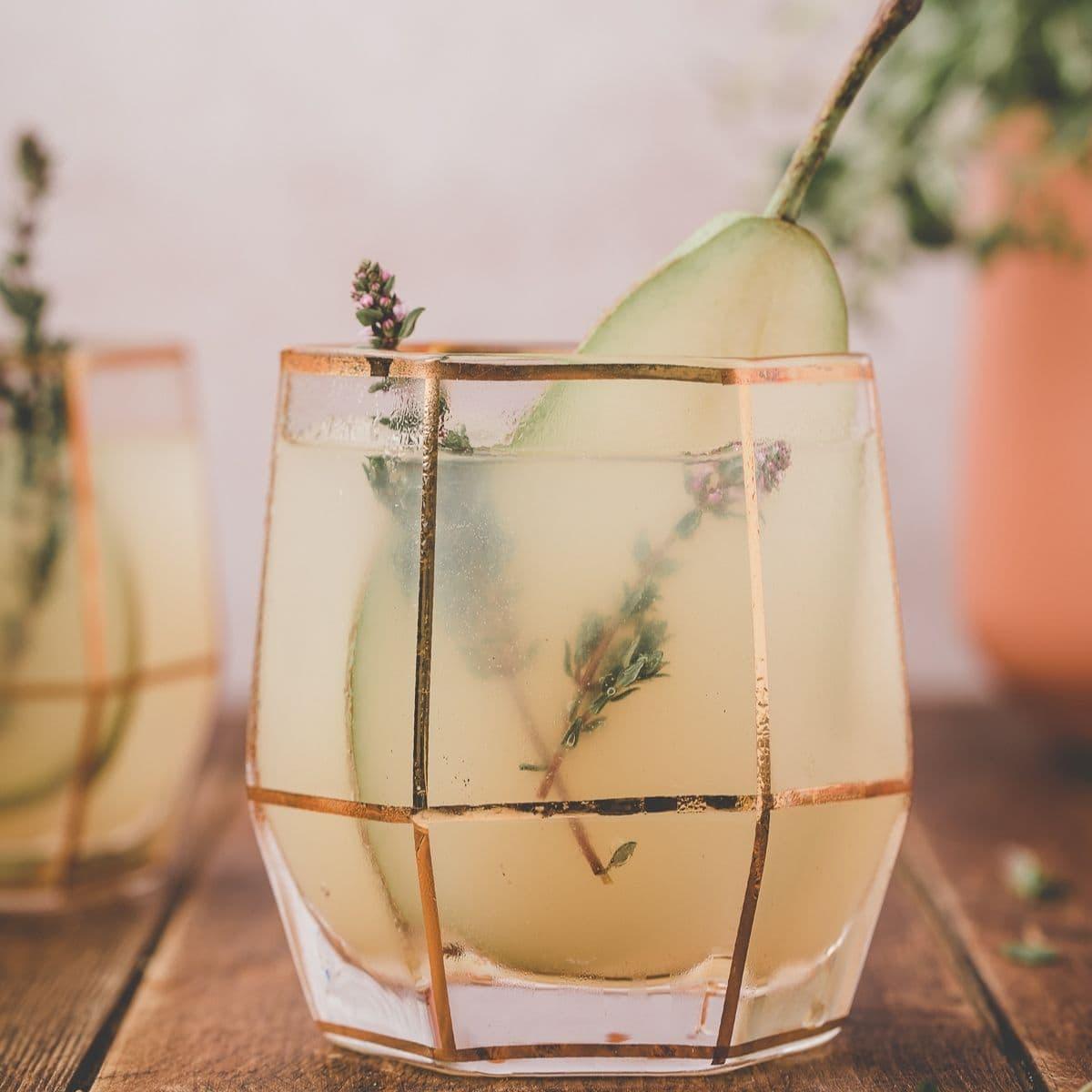 Pear and Gin Fizz Cocktail