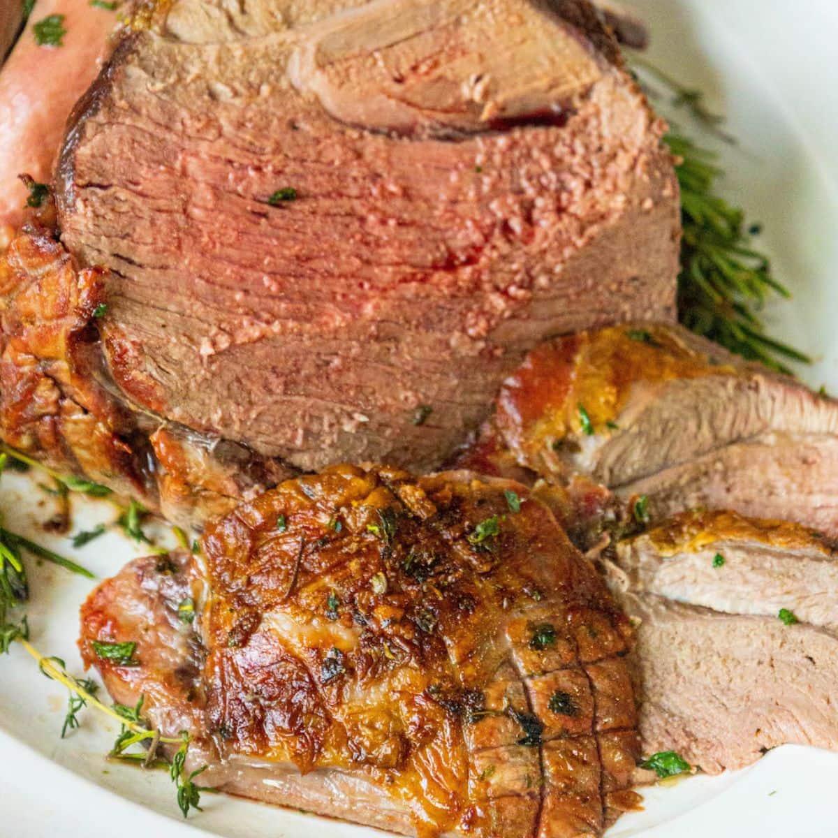 Perfect Easy Roasted Leg of Lamb