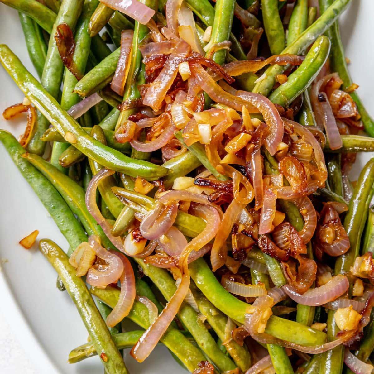 Sautéed Green Beans and Red Onion