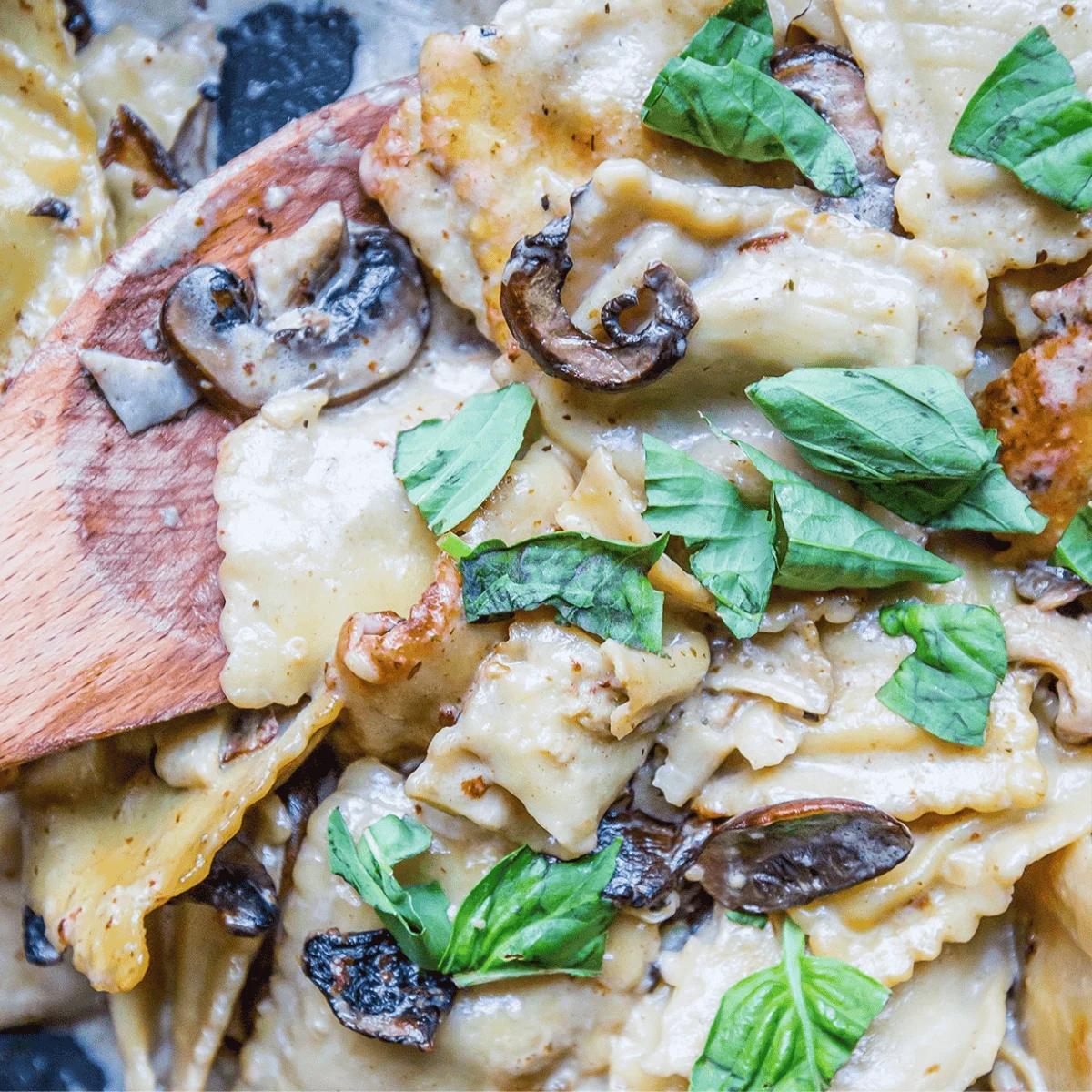 Skillet Ravioli Stroganoff