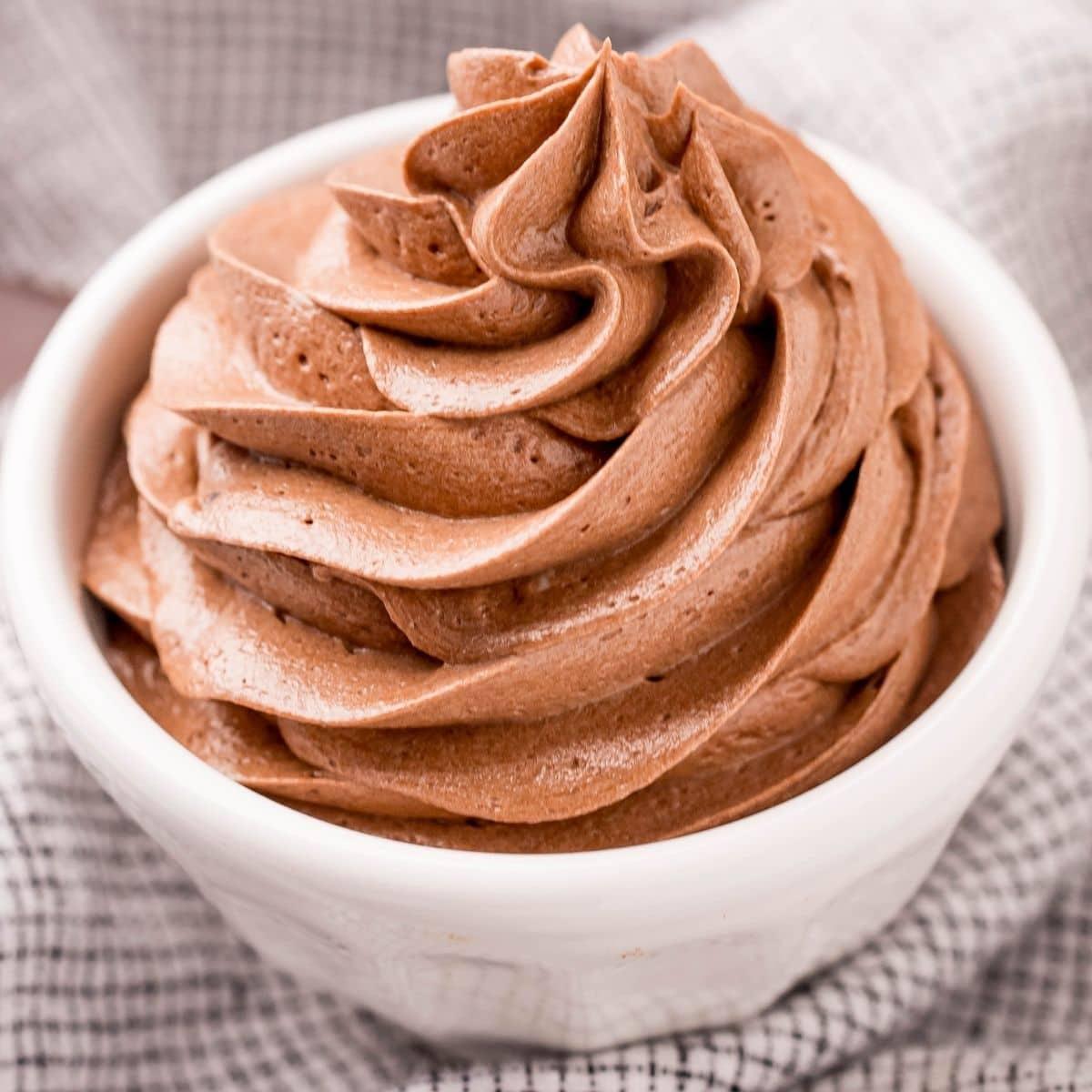 The Best Fluffy Chocolate Pudding Frosting