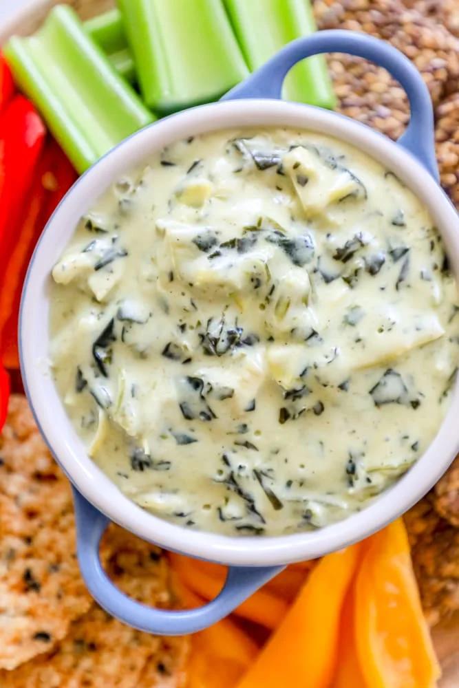 The Best Easy Spinach and Artichoke Dip