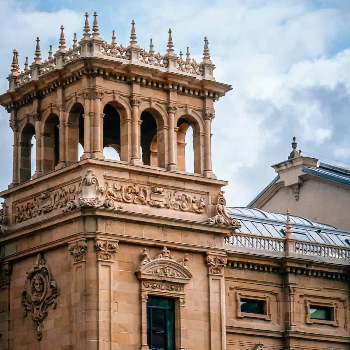 Travel Guide San Sebastian