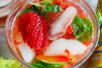 Virgin Strawberry Mint Mojito