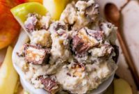 Snickers Cheesecake Fruit Delight