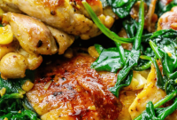 Easy Skillet Bacon Garlic Chicken and Spinach