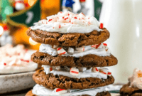 Cool Peppermint Chocolate Glaze Cookies