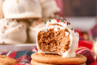 Effortless Holiday Gingerbread Truffles