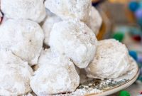 Effortless Russian Tea Cakes