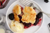 Luscious Blackberry Cobbler