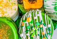 Lucky St. Patrick’s Dipped Oreos
