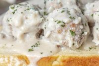 Easy Creamy Instant Pot Porcupine Meatballs