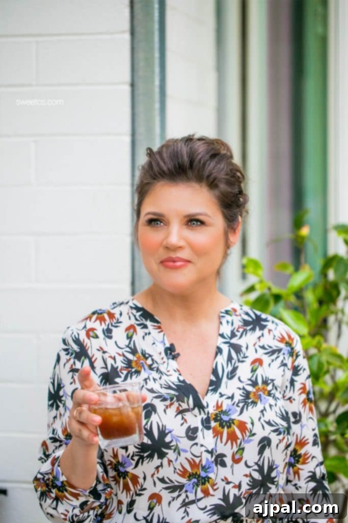 DIY Flatbread Pizza Party My Culinary Adventure with Tiffani Theissen 17 Tiffani Thiessen offering dinner party tips at the Albertsons event.