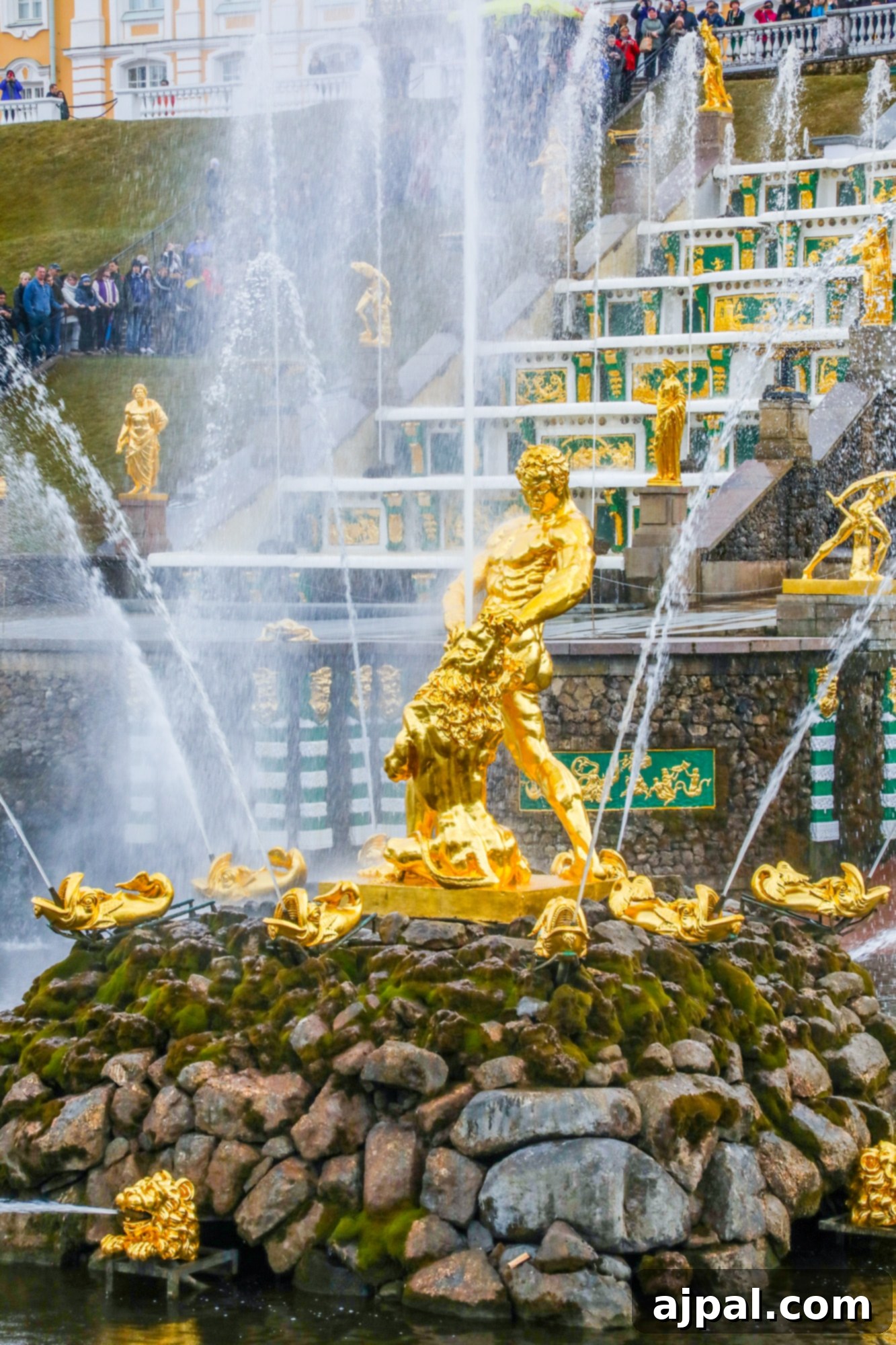 The majestic Peterhof fountain in St. Petersburg, Russia, a must-visit on the Princess Cruises shore excursion.