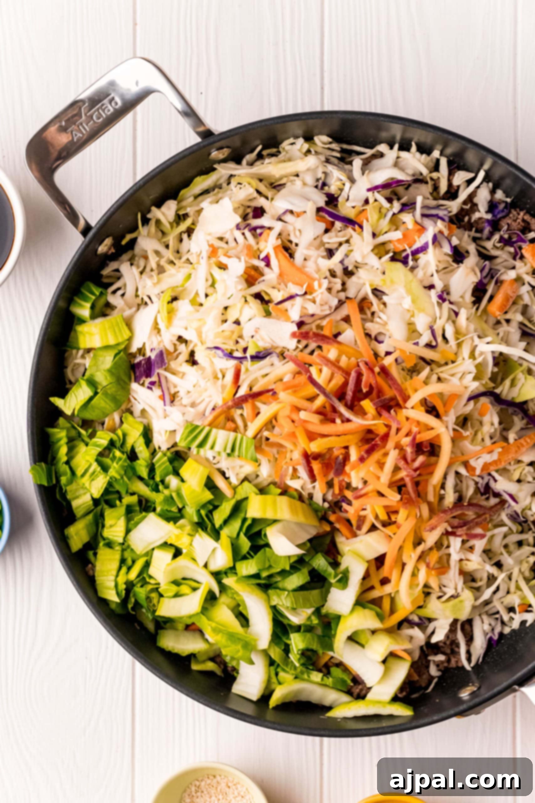 A skillet full of keto egg roll stir fry.