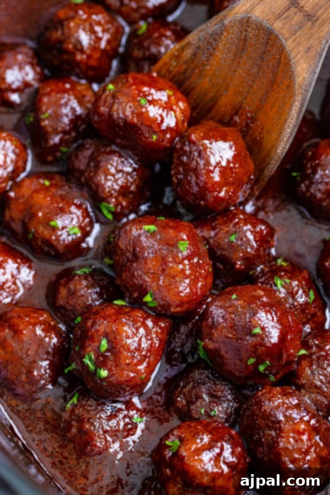picture of grape jelly meatballs in a slow cooker