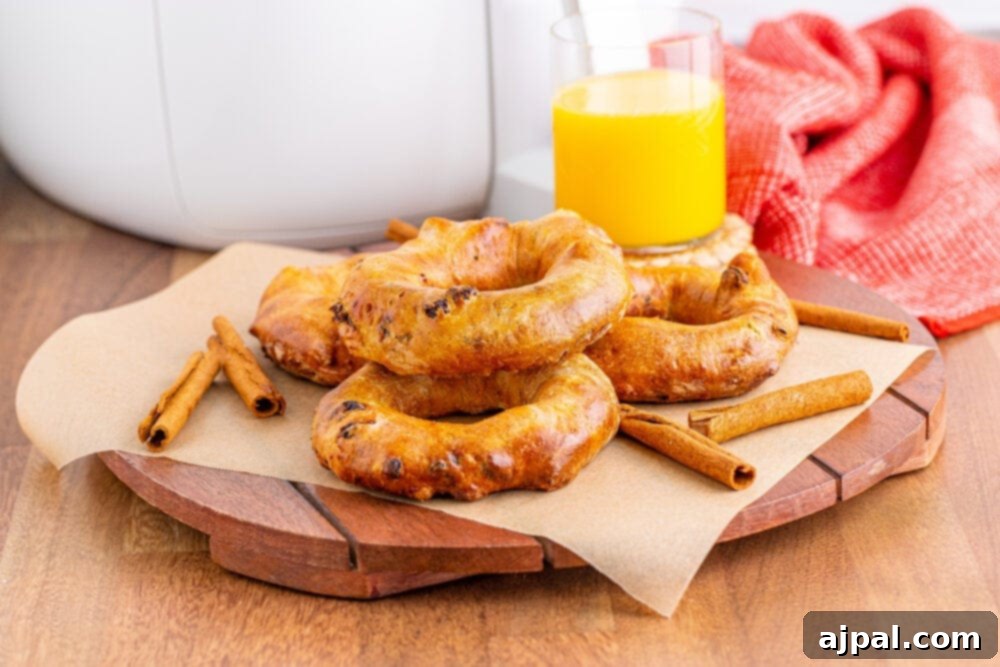 picture of cinnamon raisin bagels