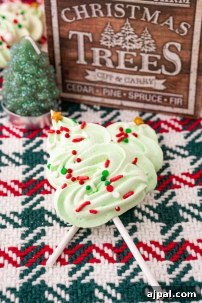 picture of meringue christmas tree cookie pops