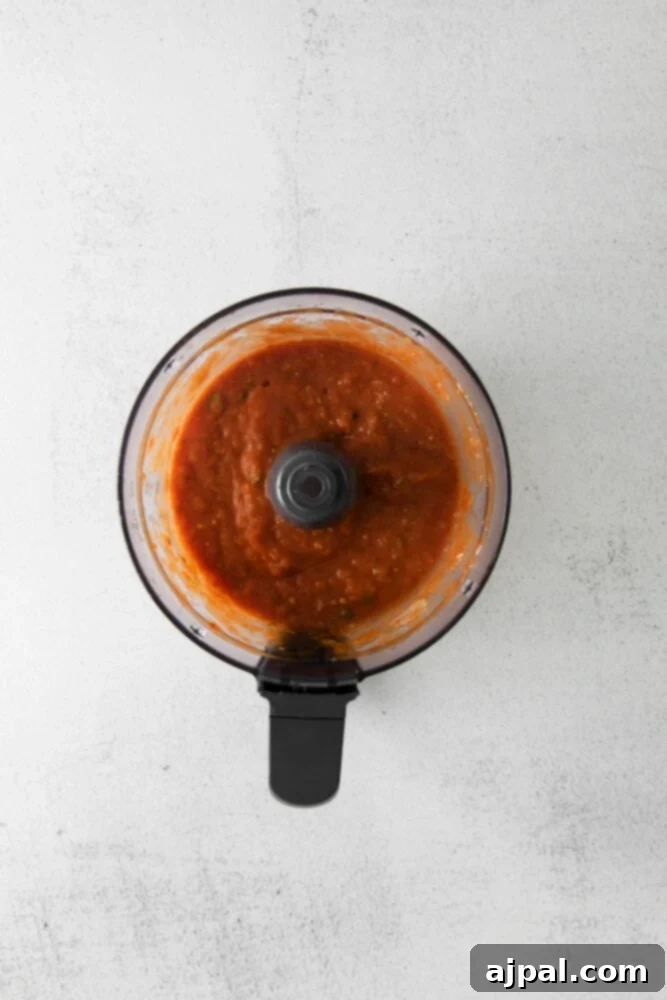 Deep Roasted Tomato Marinara 8 Smooth, rich blend of roasted tomatoes, onions, and garlic after being pureed in a food processor.