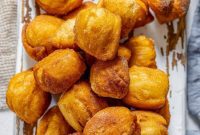 Golden Cinnamon Bites