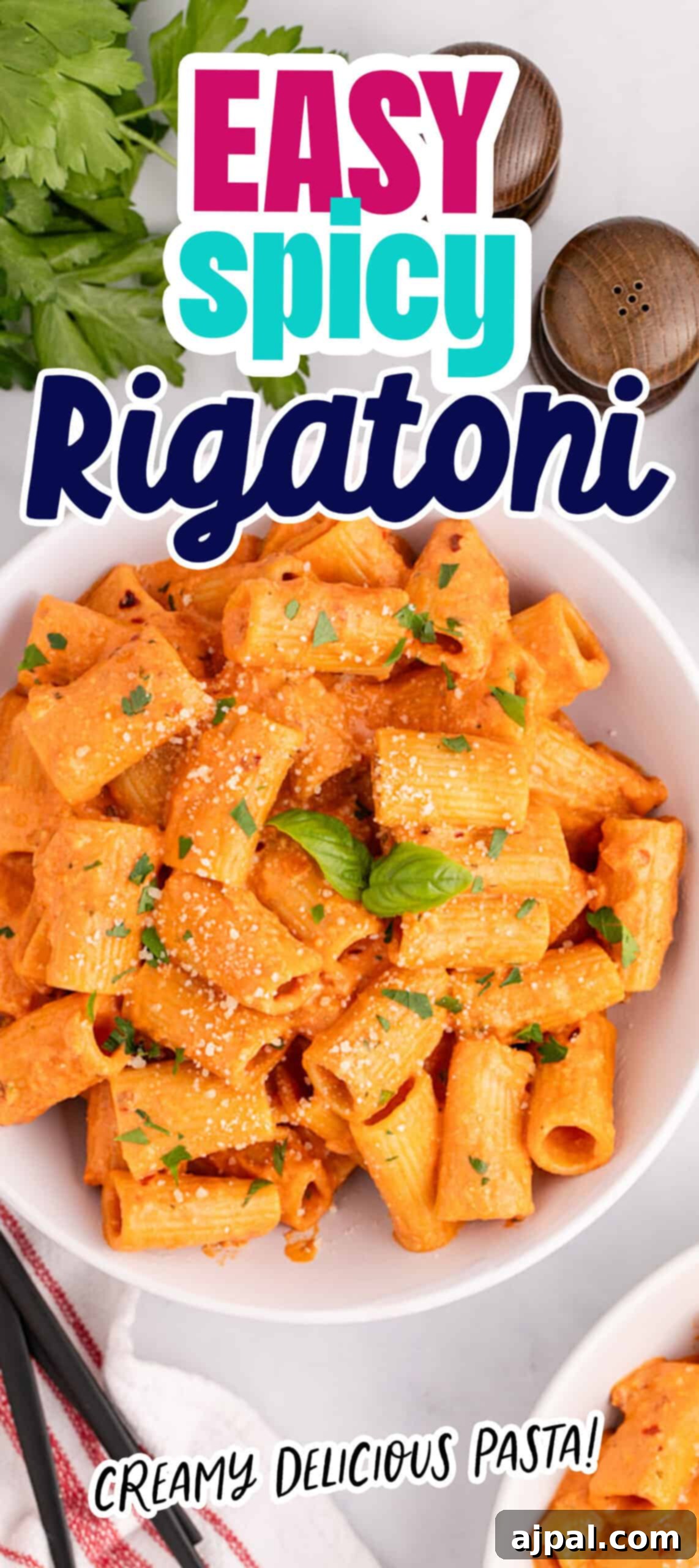 Easy and spicy rigatoni pasta dish, ready to eat.