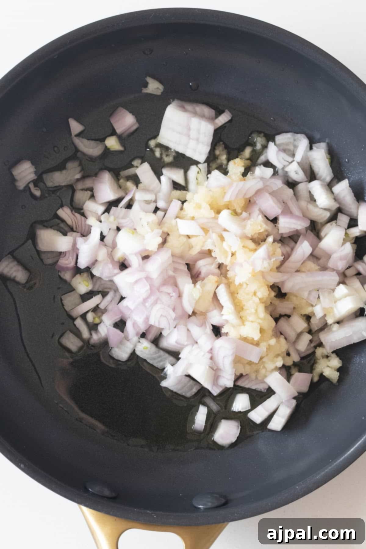 Shallot and garlic sautéing